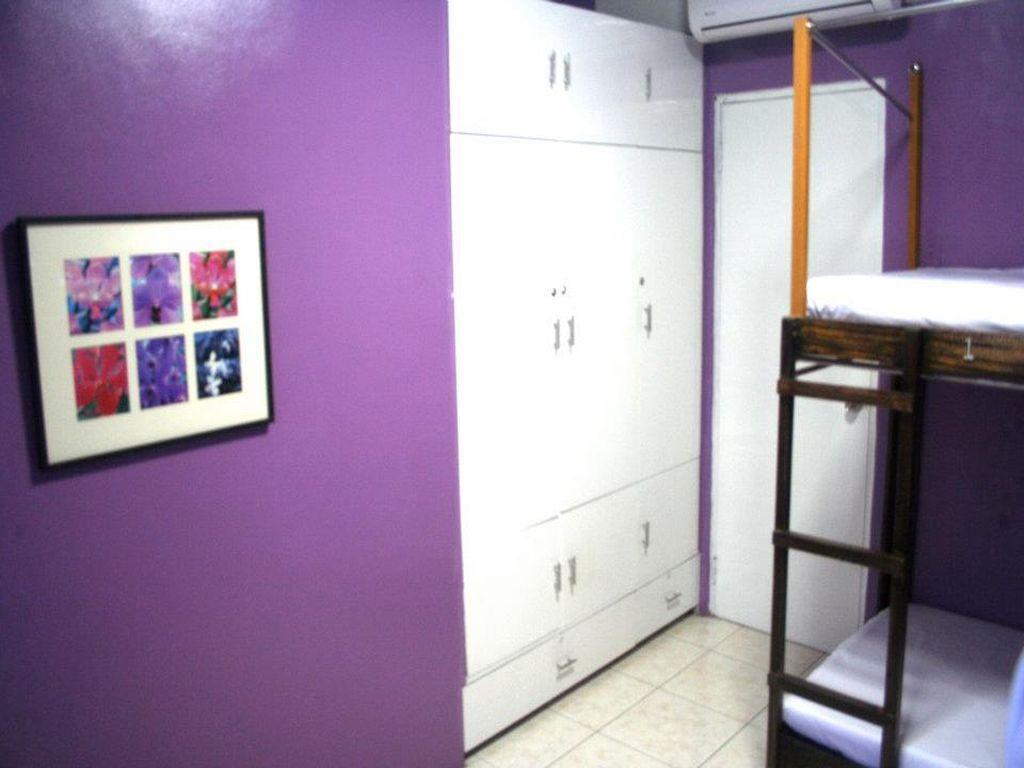 1 River Central Hostel Makati City Esterno foto